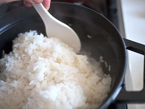 Nasi Cepat Basi? Hindari Kesalahan Ini Saat Bersihkan Rice Cooker