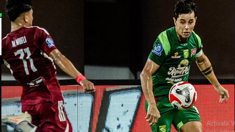 Persebaya Surabaya Bermain Imbang 1-1 Lawan PSM Makassar di Parepare