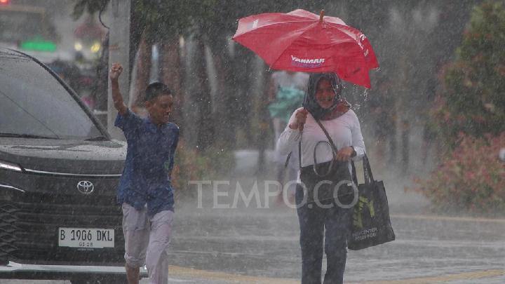 Hujan Lebat Guyur Jawa Barat Pekan Ini