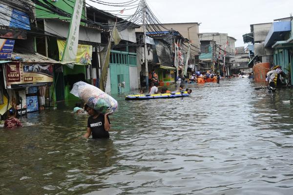 Daftar Wilayah Berisiko Banjir Rob Hingga 2025: Jakarta Waspada