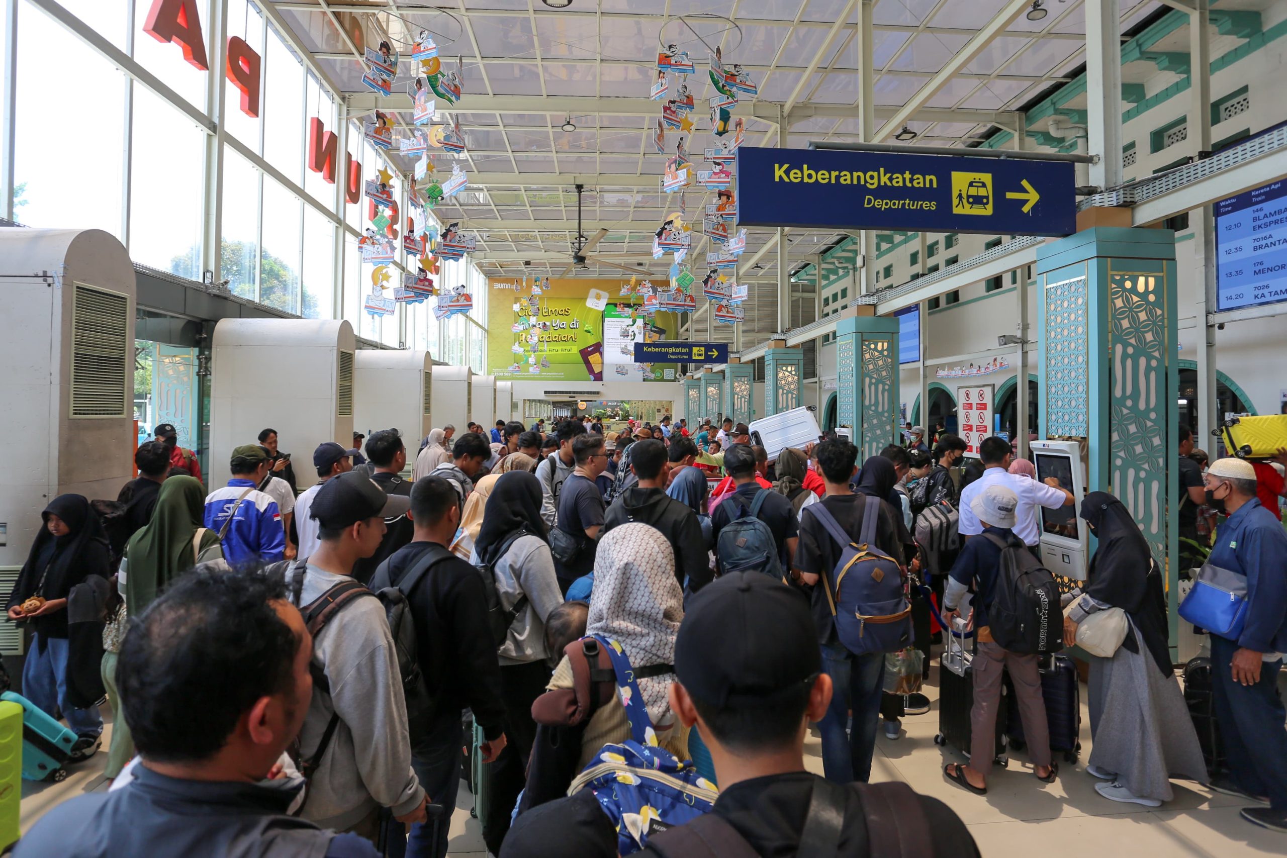 10 Juta Pelanggan Manfaatkan Teknologi Wajah, KAI Hemat Rp375 Juta