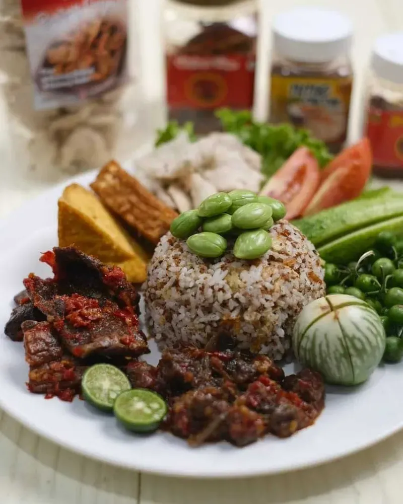 Rasanya Leluhur, Nasi Tutug Oncom Tasikmalaya