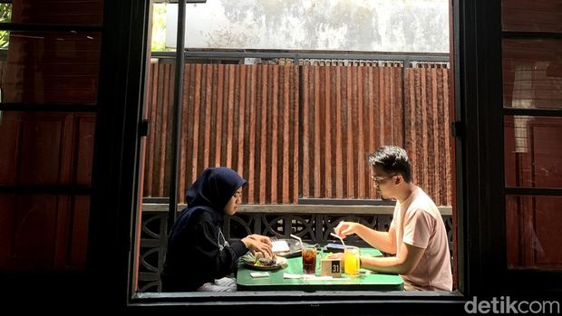 Rasakan cita rasa Bandung: Warung Gulapadi, pilihan sarapan di pusat kota