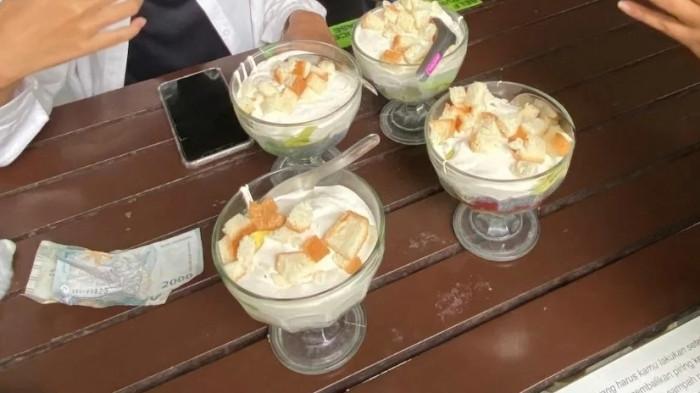 Es Teler Bonbin UGM, Favorit Mahasiswa Akhir Pekan