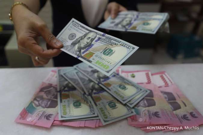 Rupiah jatuh ke rekor terendah, pasar khawatir kemandirian BI