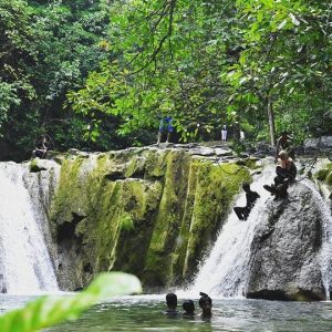 Pesona Air Terjun Tiwu Pai: Destinasi Wisata Viral di Manggarai Barat yang Memikat