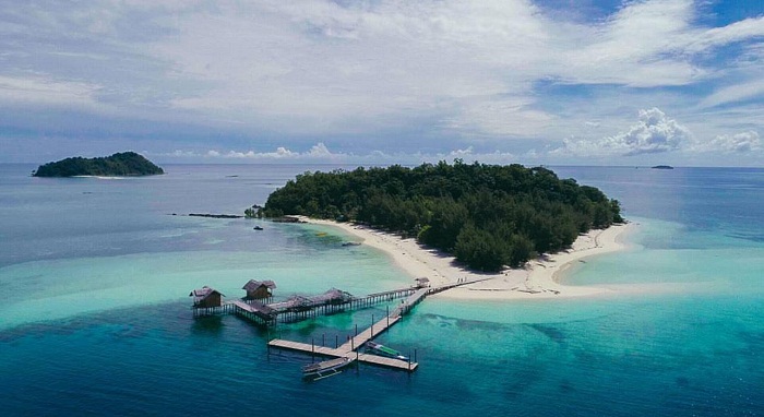 Pulau Saronde: Surga Tersembunyi Gorontalo Yang Memanggil Jiwa Petualang Anda