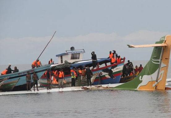 Sosok Florencia Lolita dan Esther Aprilita, Pramugari Pesawat ATR 42-500, Ditemukan di Jurang 500 Meter