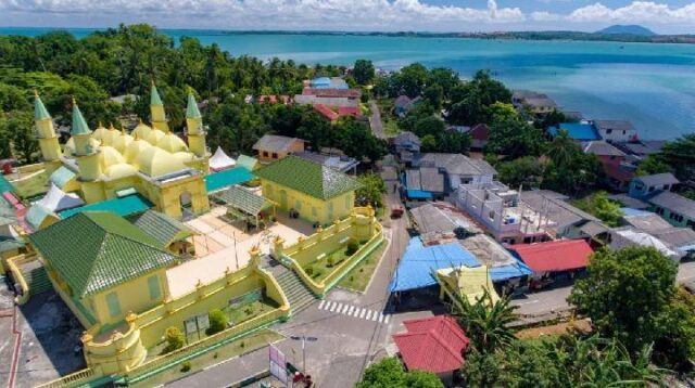 Pulau Penyengat: Jejak Kejayaan Melayu Yang Memikat Hati Pulau Penyengat: Jejak Kejayaan Melayu Yang Memikat Hati