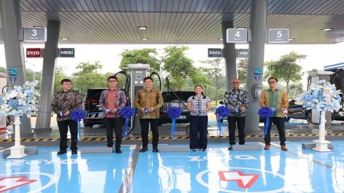 SPKLU 400 kW Pertama dengan Teknologi Split Charger Hadir di Gading Serpong Banten