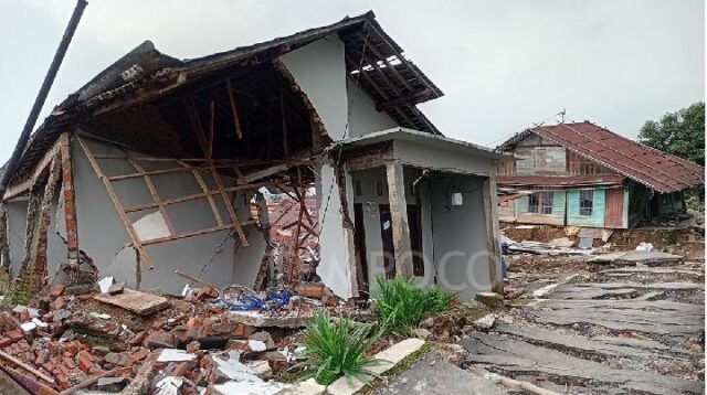 Dosen ITS: Tanah Bergerak Akibat Alih Fungsi Lahan