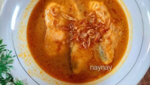 Rekomendasi kuliner enak di Boyolali, menu unik gulai ikan salmon di Miichan Bistro Mojosongo