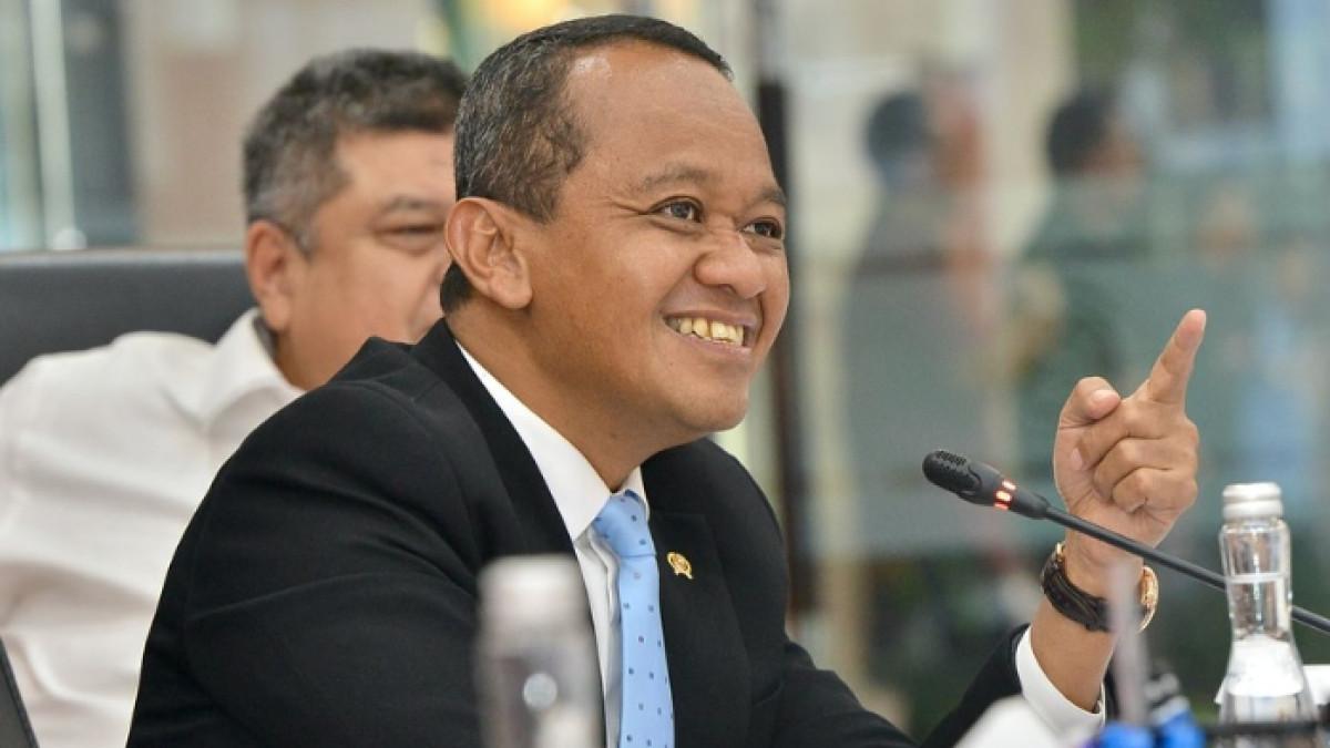 BBM Menipis Akibat Perang, Bahlil Minta Warga Tidak Panik, Prabowo: Cari Minyak ke Seluruh Negara