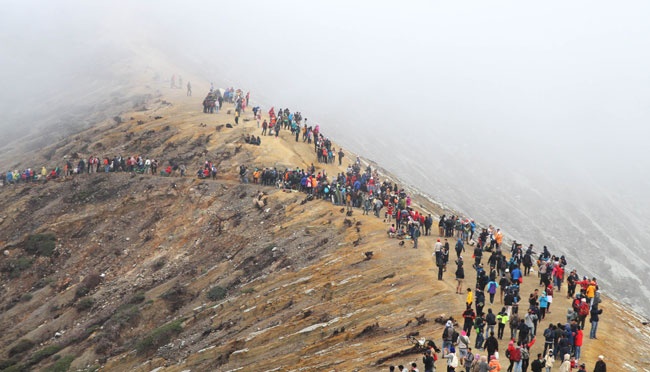 Pendakian Kembali Dibuka, TWA Kawah Ijen Lakukan Evaluasi