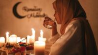 Mengapa Es Teh Terasa Segar Saat Puasa Ramadan?