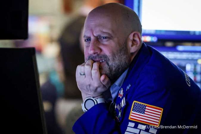 Wall Street jatuh, Dow Jones masuk koreksi akibat ketegangan Timur Tengah