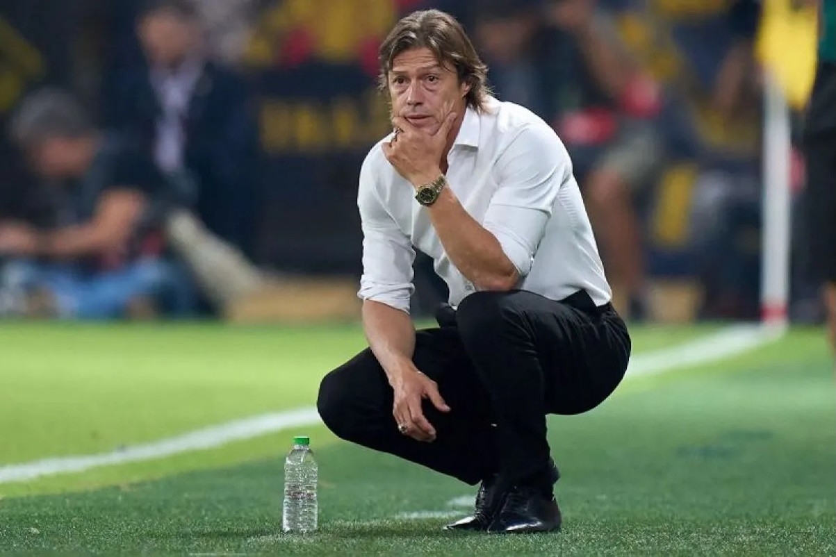 Sevilla Pecat Pelatih Matias Almeyda