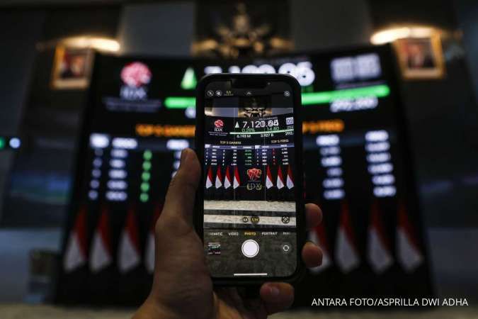 Lihat saham asing yang diminati sepekan, IHSG turun ke 7.097