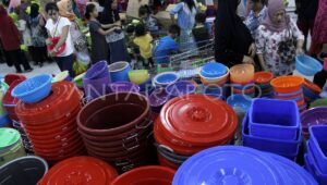 Podkesmas Nostalgia Surabaya: Omesh-Hesti Kenangan Kuliner dan Tradisi Belanja Lebaran