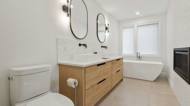 5 Benda yang Sebaiknya Tidak Ada di Kamar Mandi