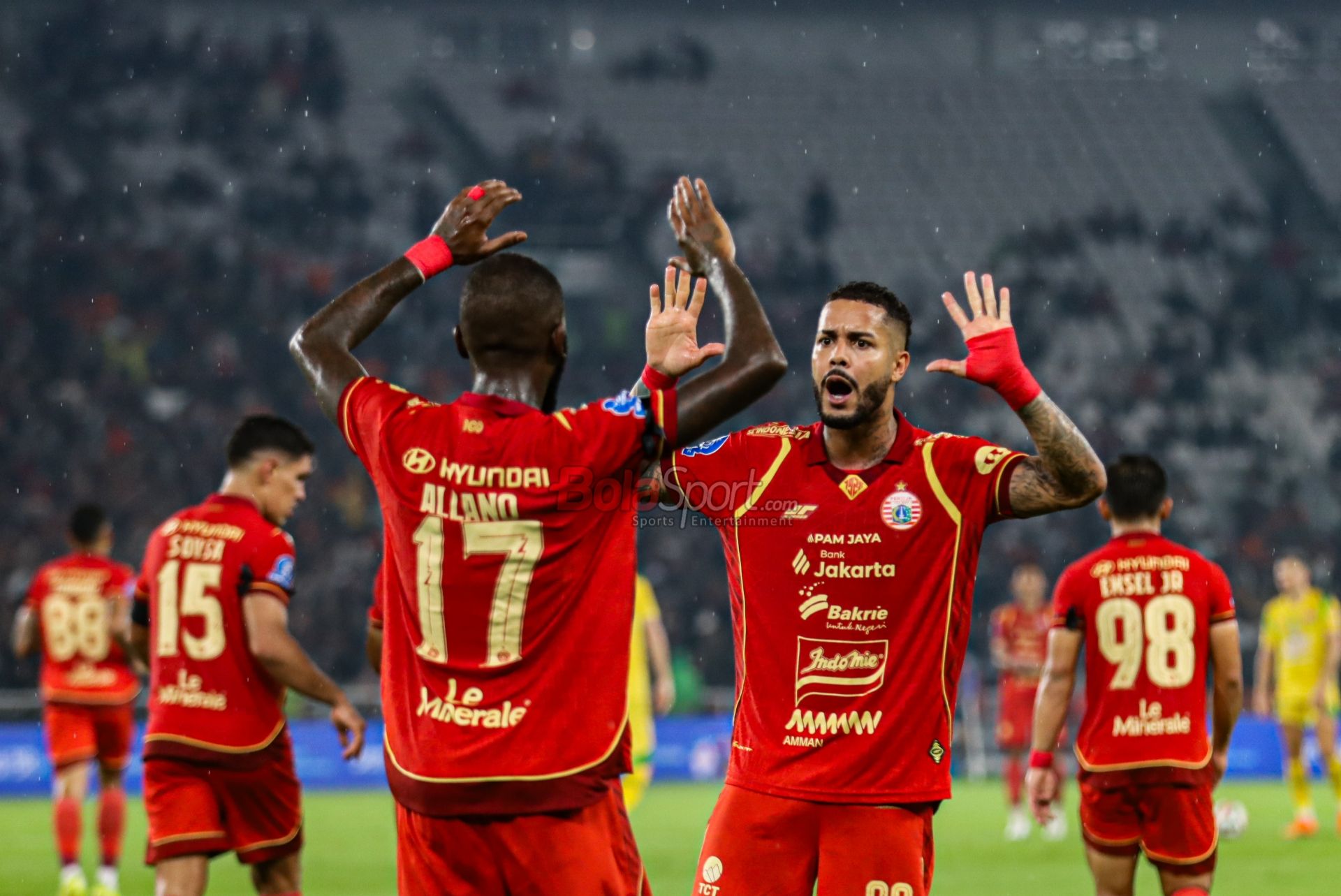 Hasil Super League – Eksel Runtukahu Cetak Brace, Persija Kalahkan Persebaya dengan Telak