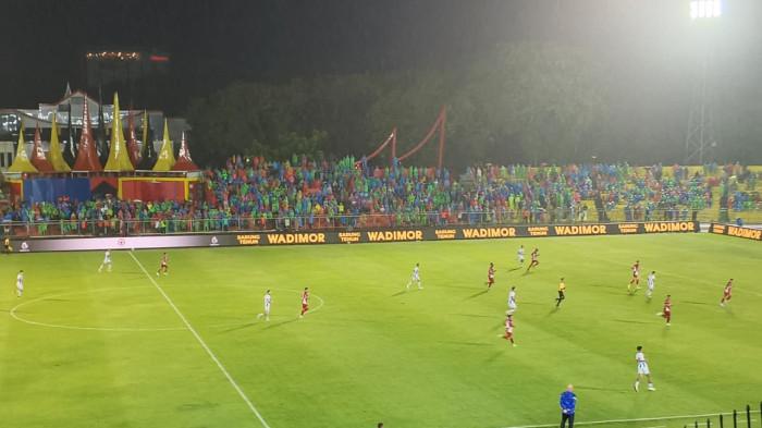 Berita Populer Padang: Kabau Sirah Kalah, Penusukan, dan Pohon Tumbang