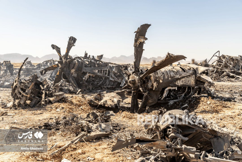 Trump: Militer AS Ledakkan Pesawat untuk Selamatkan Pilot F-15