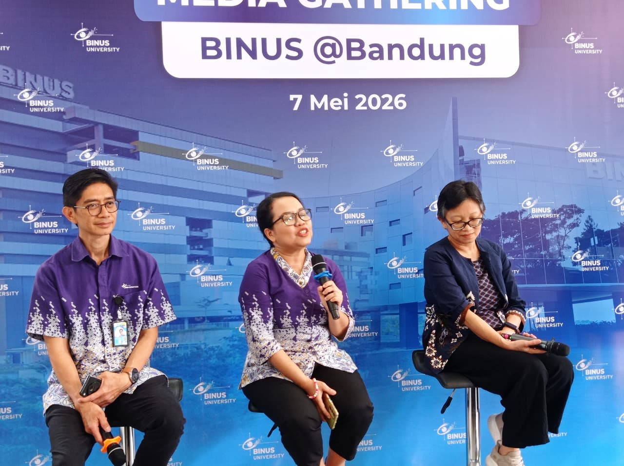 Mahasiswa Siap Kerja, BINUS Bandung Tingkatkan Pengalaman Industri